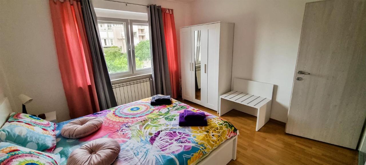 Apartment Lucky 7 伊佐拉 外观 照片